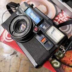 超希少⭐️フィルムレトロカメラ⭐️3000円から！の画像