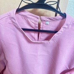 ⭕️新品未使用品⭕️ Lサイズ　ピンクフリル トップスの画像