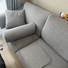 ニトリ布張り2人掛けソファ　グレーの画像