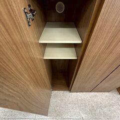★リユースのサカイ高崎店★TJ13183  下駄箱 ライトブラウン H175×D35×W74.5 クリーニング済みの画像
