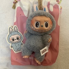 ラブブ マカロン ぬいぐるみ の画像