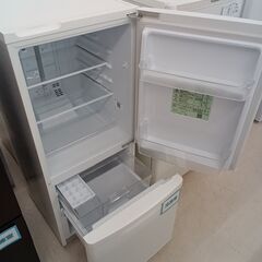 リユースのサカイ栃木店★ジモティ割あり★ Panasonic 冷蔵庫 NR-B14HW-W 138L 23年製 動作確認／クリーニング済み TC11334の画像
