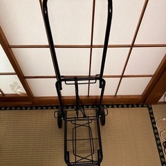 強力キャリーカート　折りたたみ式の画像