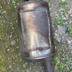 プリウス 30ガナドールマフラー　くりぬきくり抜きの画像