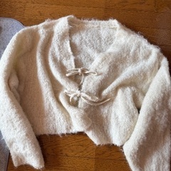 レディースカーディガンの画像