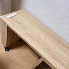 ローボード　ヘッドボード　キャスター付きですくデスク　の画像