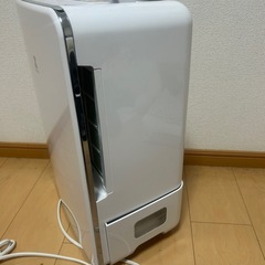 空気清浄機･衣類乾燥除湿機♢﻿高年式♢﻿2021年式♢﻿木造10畳〜鉄筋20畳♢﻿ハイブリッド式機能♢﻿サーキュレーター搭載♢﻿低騒音設計の画像