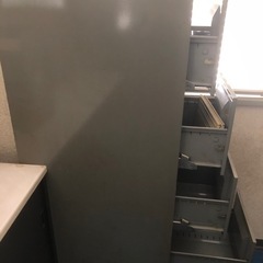 書類棚　　の画像