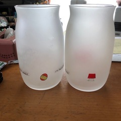 SNOOPYガラス水差しまたは花瓶2個の画像