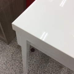 【IKEAのデスク】デスク　IKEA　イケア　平机　文机　デスクワゴン　アイアンフレーム ：　ホワイトの画像