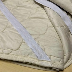 ベッドパッド　カバー　セミダブルの画像