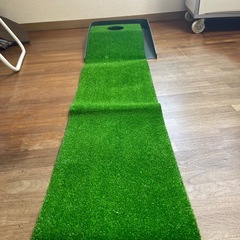 パターゴルフ練習台の画像