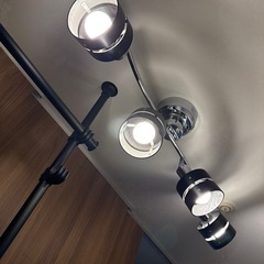 4連シーリングライトの画像