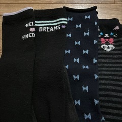 ガールズ　ハイソックス4足セットの画像