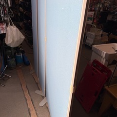 パーテーション２枚セット　傷　割れあありの画像