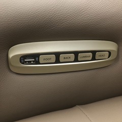 極美品✨直接引き取り歓迎 ニトリ NITORI 電動リクライニングパーソナルチェア LE01-3 4モーター リクライニングチェア 本革の画像