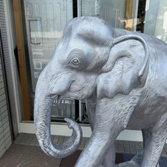 【特大サイズ‼️】木彫り 象の置き物 置物 インテリア オブジェ シルバーカラー♪の画像