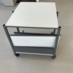 予約済み　パソコンプリンター置きの画像