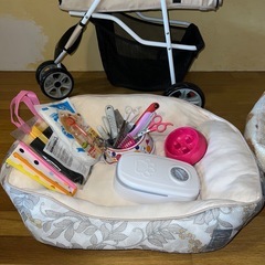 犬用品一式、ペットカート、犬用ベッド、他の画像