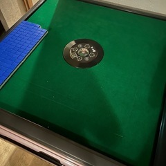全自動麻雀卓の画像