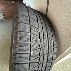 スタッドレスタイヤホイールセット
の画像