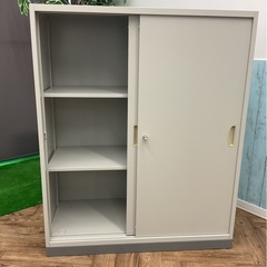 鍵付き書庫の画像