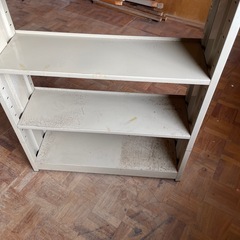 スチールラックの画像