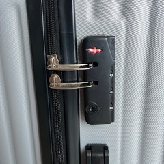 キャリーケース
の画像