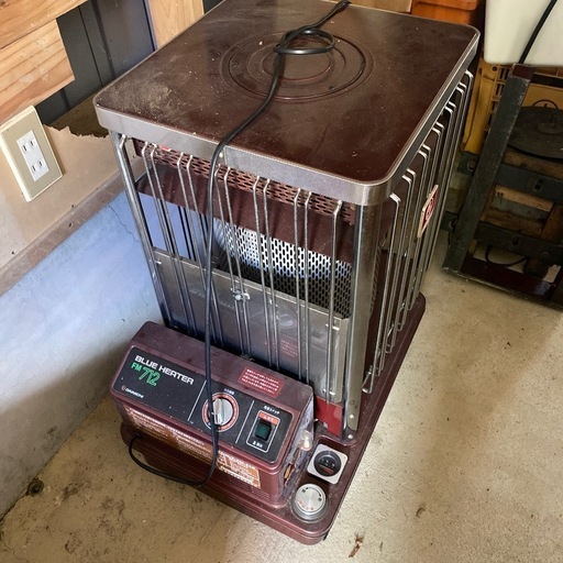 業務用大型石油ストーブ　角形　ダイニチ　開放式　fm-712 ブルーヒーター　昭和レトロ　茶色　ブラウン