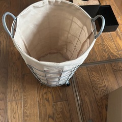 ランドリー　かごの画像