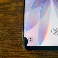 au版Samsung Galaxy S10+の画像