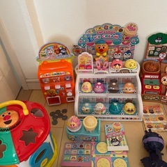 アンパンマン　大量のおもちゃまとめ売りの画像