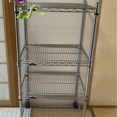 ラック　花のぬいぐるみ付の画像