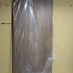 新品枠なし値下げ（浅い傷あり）　片引き戸のみ　(リフォームに)４枚あります（１枚は違う柄です）の画像