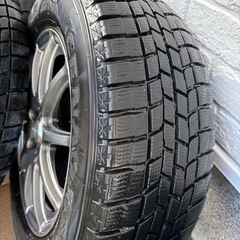 【値下げ】スタッドレスタイヤ 215/65R16 グッドイヤー アイスナビ6の画像