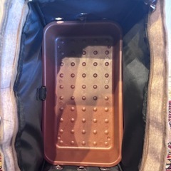 【譲ります】小動物用 キャリーバッグ（中敷きトレイ付き）の画像