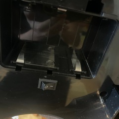 Petmate (ペットメイト) 社製の自動給餌器です。の画像