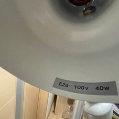 used 3灯スタンドライト、リビングや寝室にの画像