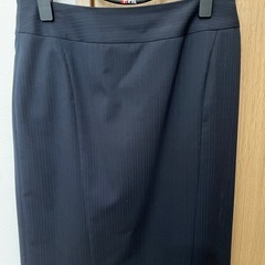 スーツ上下　レディースの画像