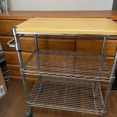 10/29まで！キャスター付きワゴンの画像