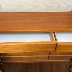 10/29まで！木製のタンスの画像