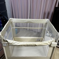 Combi ココネルエアー（ミルク）ベビーベッドの画像