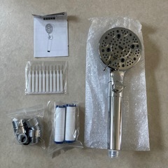 【受け渡し予定者決まりました✨】シャワーヘッド マイクロナノバブル 塩素除去 高水圧 手元止水 節水 マッサージ ブラシ付 シルバーの画像