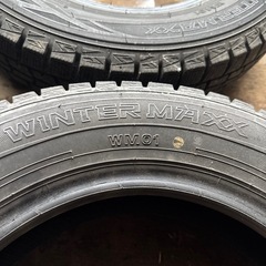 スタッドレスタイヤ　145/80R13 ダンロップWM01の画像