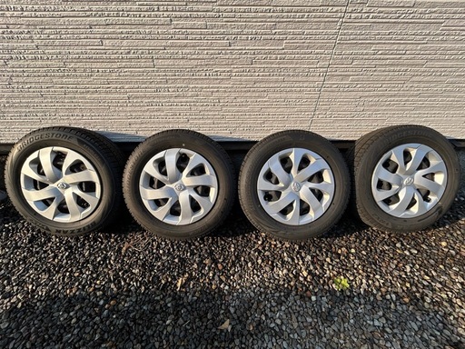 ブリヂストン ブリザック VRX2 185/65r15　21年35週製造