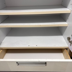 食器棚　182✖️70  奥行42 の画像