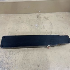 和楽器 琴（箏） チューナー付き ケース入り 通電未確認 現状渡し ネーム入りの画像