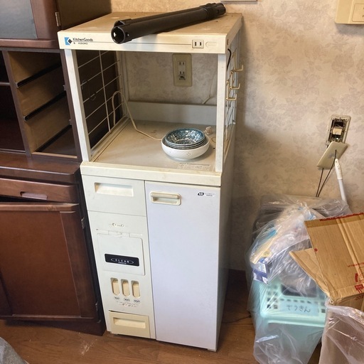 レンジ台・米びつ付き (すーちゃん) 布忍の家具の中古あげます・譲り 