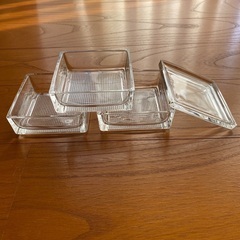 HOYAクリスタルガラス(小物入れ3枚セット)の画像