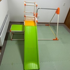 【非対面受け渡し可】
ジャングルジム滑り台の画像